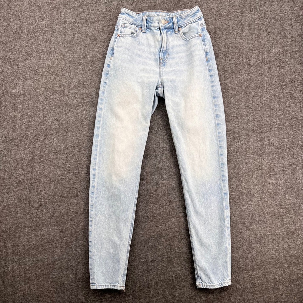 American Eagle Womens High Waisted Mom Jeans Light Wash Tapered Leg Size 000 Reg